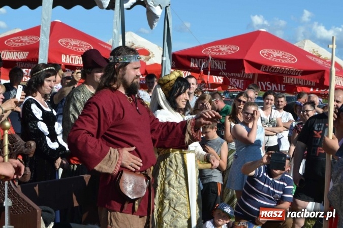 Zdjęcie w galerii na portalu naszraciborz.pl: PŁYWADŁO 2016 - przystanek Turze wiadomości z regionu