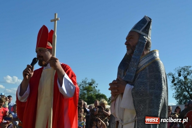 Zdjęcie w galerii na portalu naszraciborz.pl: PŁYWADŁO 2016 - przystanek Turze wiadomości z regionu