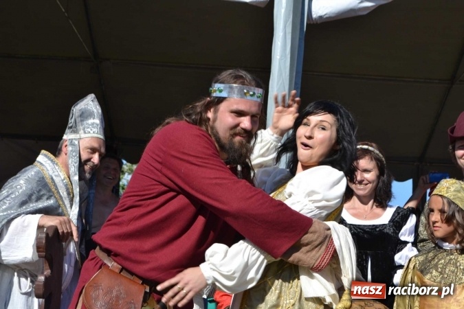 Zdjęcie w galerii na portalu naszraciborz.pl: PŁYWADŁO 2016 - przystanek Turze wiadomości z regionu