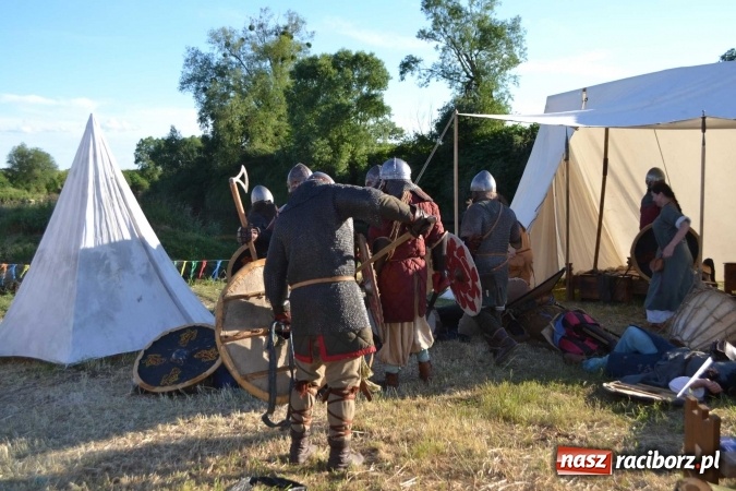 Zdjęcie w galerii na portalu naszraciborz.pl: PŁYWADŁO 2016 - przystanek Turze wiadomości z regionu