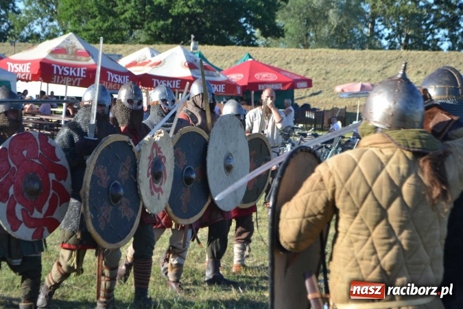 Zdjęcie w galerii na portalu naszraciborz.pl: PŁYWADŁO 2016 - przystanek Turze wiadomości z regionu
