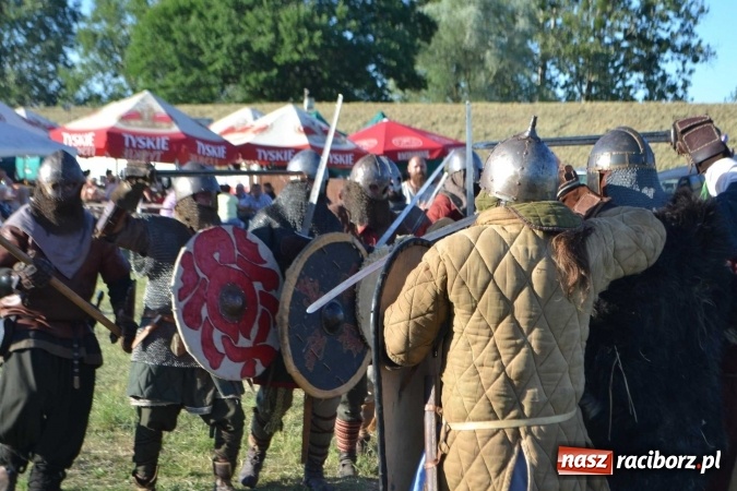 Zdjęcie w galerii na portalu naszraciborz.pl: PŁYWADŁO 2016 - przystanek Turze wiadomości z regionu