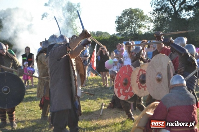 Zdjęcie w galerii na portalu naszraciborz.pl: PŁYWADŁO 2016 - przystanek Turze wiadomości z regionu