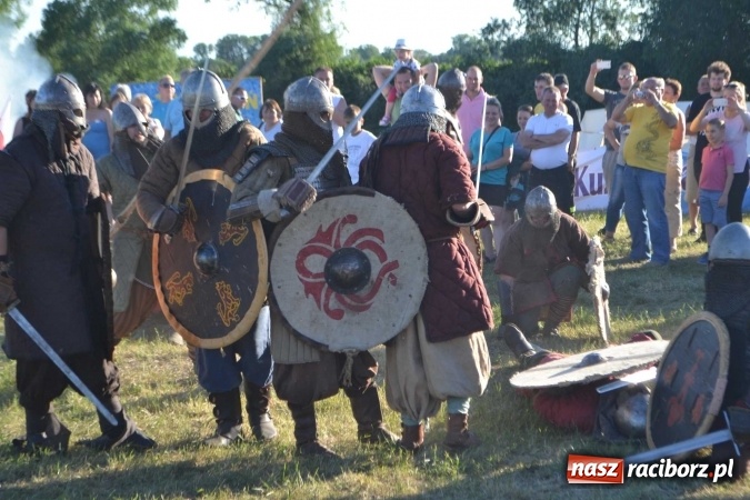 Zdjęcie w galerii na portalu naszraciborz.pl: PŁYWADŁO 2016 - przystanek Turze wiadomości z regionu
