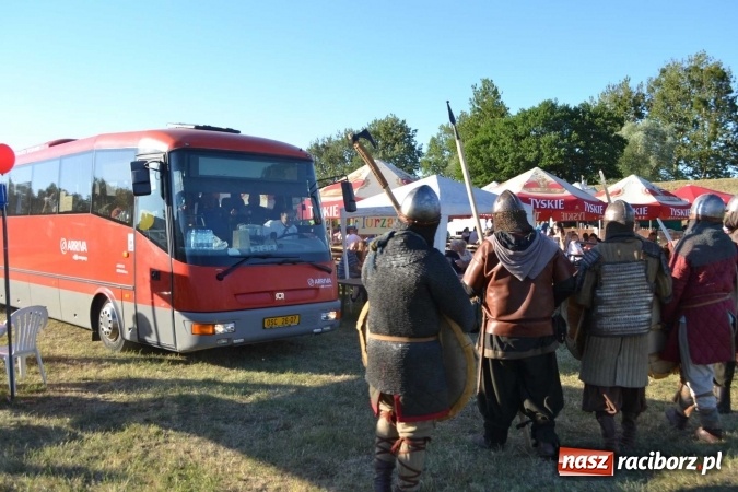 Zdjęcie w galerii na portalu naszraciborz.pl: PŁYWADŁO 2016 - przystanek Turze wiadomości z regionu