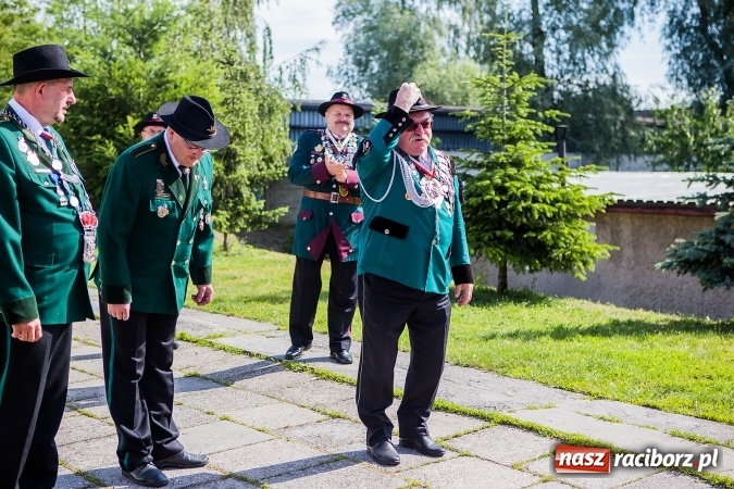 Zdjęcie w galerii na portalu naszraciborz.pl: Andrzej Widok nowym raciborskim królem kurkowym wiadomości z regionu