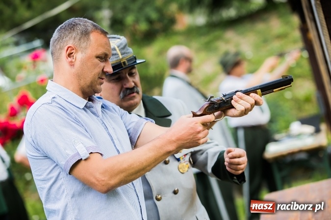 Zdjęcie w galerii na portalu naszraciborz.pl: Andrzej Widok nowym raciborskim królem kurkowym wiadomości z regionu