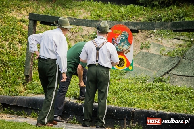 Zdjęcie w galerii na portalu naszraciborz.pl: Andrzej Widok nowym raciborskim królem kurkowym wiadomości z regionu
