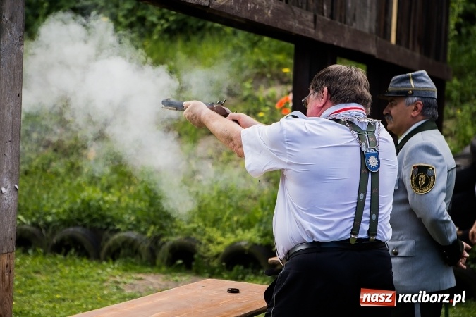 Zdjęcie w galerii na portalu naszraciborz.pl: Andrzej Widok nowym raciborskim królem kurkowym wiadomości z regionu