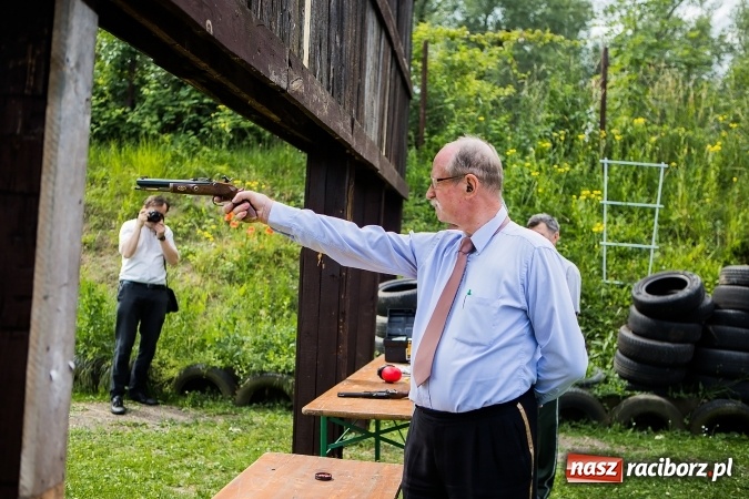 Zdjęcie w galerii na portalu naszraciborz.pl: Andrzej Widok nowym raciborskim królem kurkowym wiadomości z regionu
