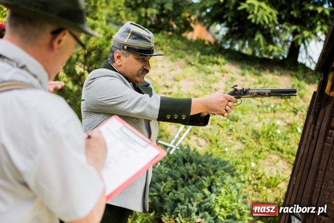 Zdjęcie w galerii na portalu naszraciborz.pl: Andrzej Widok nowym raciborskim królem kurkowym wiadomości z regionu