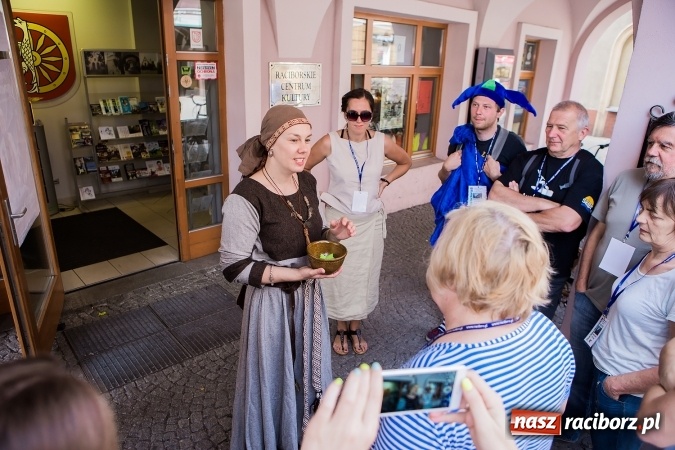 Zdjęcie w galerii na portalu naszraciborz.pl: VI Raciborska Gra Miejska Z historią w tle wiadomości z regionu