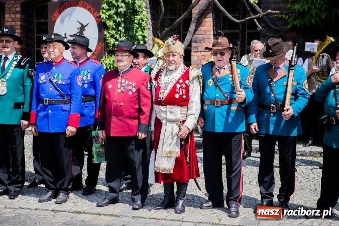Zdjęcie w galerii na portalu naszraciborz.pl: Intronizacja Króla Kurkowego 2016 w raciborskim Muzeum wiadomości z regionu