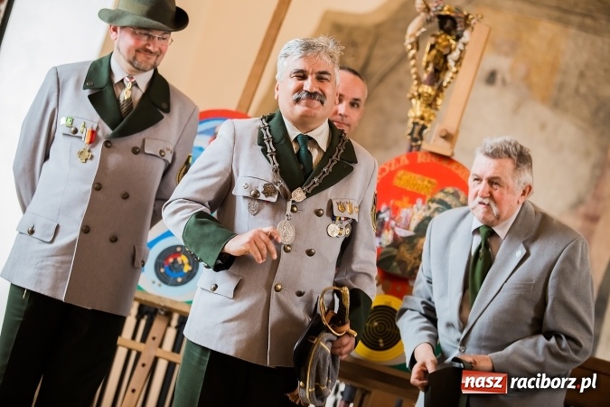 Zdjęcie w galerii na portalu naszraciborz.pl: Intronizacja Króla Kurkowego 2016 w raciborskim Muzeum wiadomości z regionu