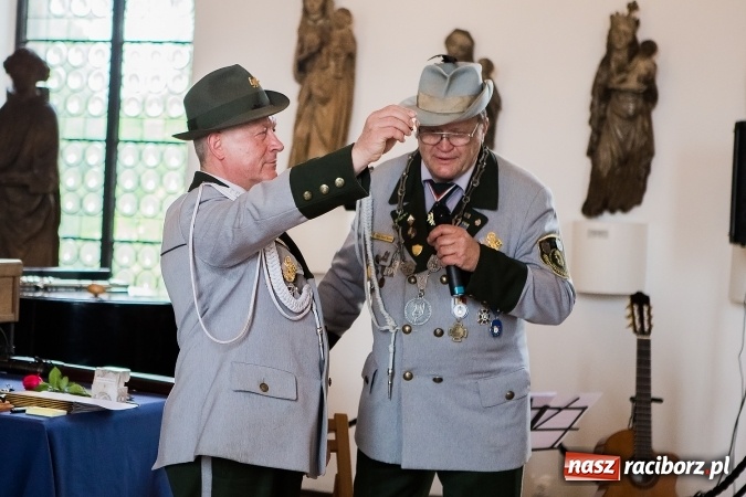 Zdjęcie w galerii na portalu naszraciborz.pl: Intronizacja Króla Kurkowego 2016 w raciborskim Muzeum wiadomości z regionu