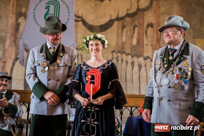 Zdjęcie w galerii na portalu naszraciborz.pl: Intronizacja Króla Kurkowego 2016 w raciborskim Muzeum wiadomości z regionu