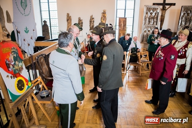 Zdjęcie w galerii na portalu naszraciborz.pl: Intronizacja Króla Kurkowego 2016 w raciborskim Muzeum wiadomości z regionu