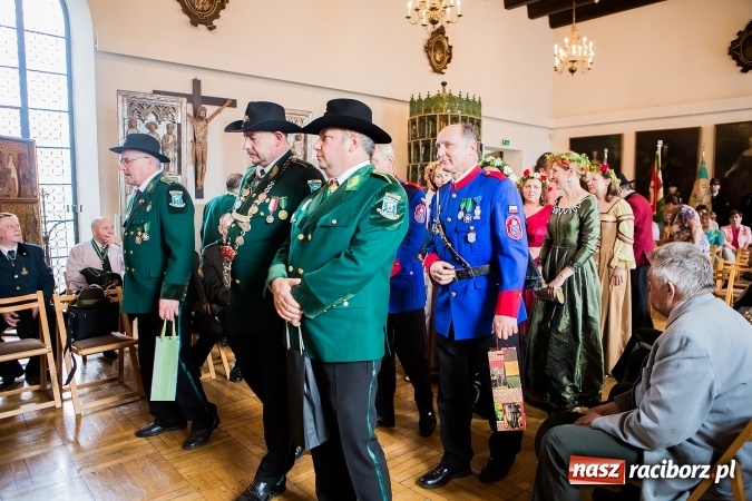 Zdjęcie w galerii na portalu naszraciborz.pl: Intronizacja Króla Kurkowego 2016 w raciborskim Muzeum wiadomości z regionu