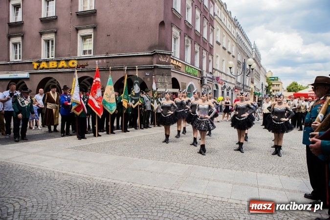 Zdjęcie w galerii na portalu naszraciborz.pl: Intronizacja Króla Kurkowego 2016 w raciborskim Muzeum wiadomości z regionu