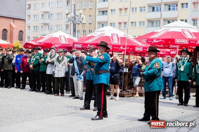 Zdjęcie w galerii na portalu naszraciborz.pl: Intronizacja Króla Kurkowego 2016 w raciborskim Muzeum wiadomości z regionu