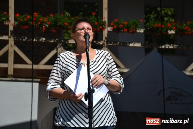 Zdjęcie w galerii na portalu naszraciborz.pl: 16. edycja Międzynarodowych Spotkań Artystycznych Śląsk Kraina Wielu Kultur za nami. Video przemarszu z lotu ptaka wiadomości z regionu