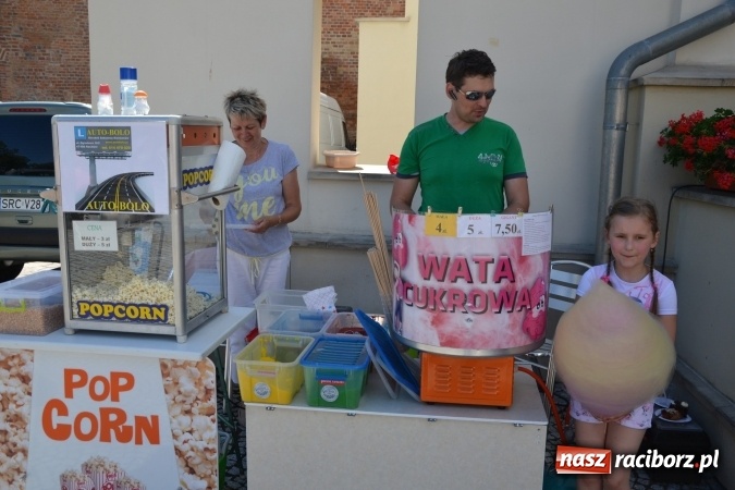 Zdjęcie w galerii na portalu naszraciborz.pl: 16. edycja Międzynarodowych Spotkań Artystycznych Śląsk Kraina Wielu Kultur za nami. Video przemarszu z lotu ptaka wiadomości z regionu