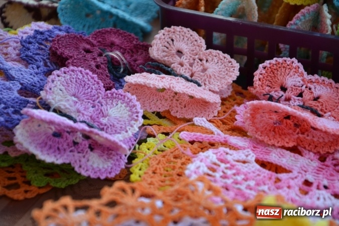 Zdjęcie w galerii na portalu naszraciborz.pl: 16. edycja Międzynarodowych Spotkań Artystycznych Śląsk Kraina Wielu Kultur za nami. Video przemarszu z lotu ptaka wiadomości z regionu