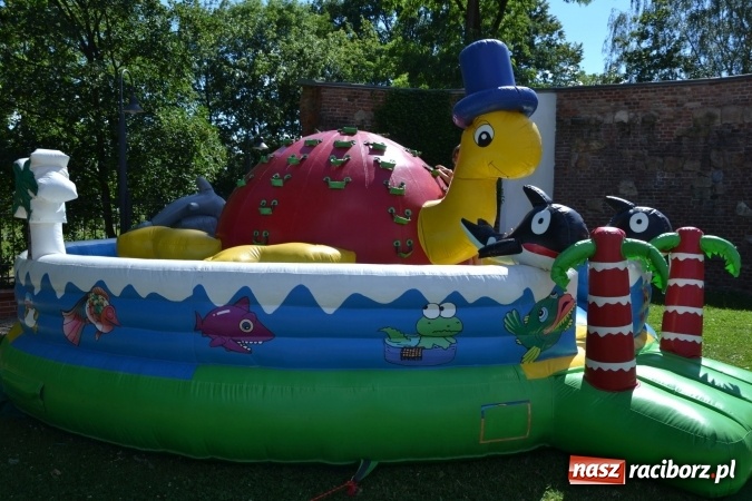 Zdjęcie w galerii na portalu naszraciborz.pl: 16. edycja Międzynarodowych Spotkań Artystycznych Śląsk Kraina Wielu Kultur za nami. Video przemarszu z lotu ptaka wiadomości z regionu