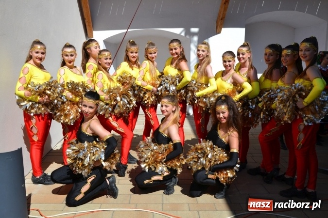 Zdjęcie w galerii na portalu naszraciborz.pl: 16. edycja Międzynarodowych Spotkań Artystycznych Śląsk Kraina Wielu Kultur za nami. Video przemarszu z lotu ptaka wiadomości z regionu