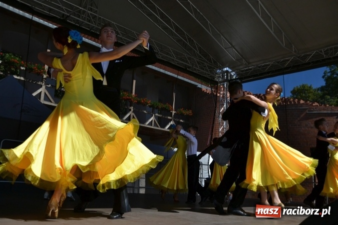 Zdjęcie w galerii na portalu naszraciborz.pl: 16. edycja Międzynarodowych Spotkań Artystycznych Śląsk Kraina Wielu Kultur za nami. Video przemarszu z lotu ptaka wiadomości z regionu