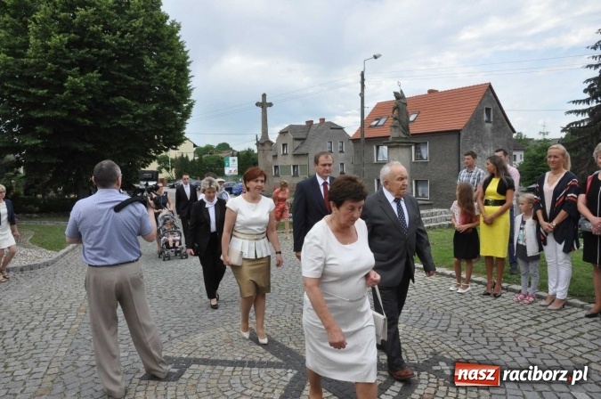 Zdjęcie w galerii na portalu naszraciborz.pl: 25 lat kapłaństwa ks. Piotra Tkocza. Proboszcz w podstawowym składzie LKS Twork&oacute;w wiadomości z regionu