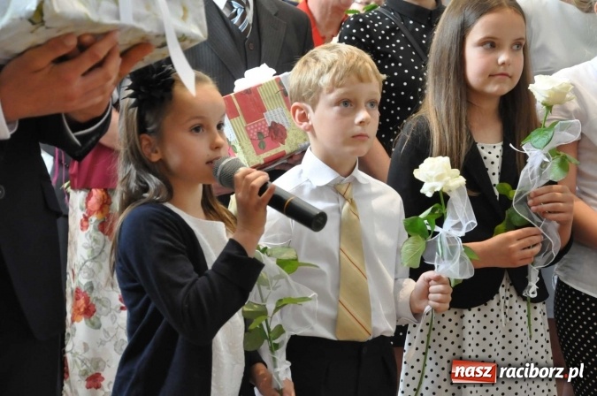 Zdjęcie w galerii na portalu naszraciborz.pl: 25 lat kapłaństwa ks. Piotra Tkocza. Proboszcz w podstawowym składzie LKS Twork&oacute;w wiadomości z regionu