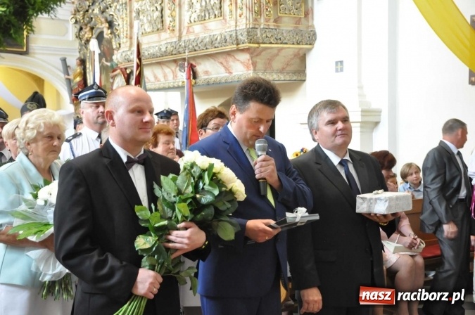 Zdjęcie w galerii na portalu naszraciborz.pl: 25 lat kapłaństwa ks. Piotra Tkocza. Proboszcz w podstawowym składzie LKS Twork&oacute;w wiadomości z regionu