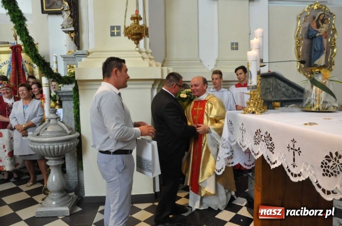 Zdjęcie w galerii na portalu naszraciborz.pl: 25 lat kapłaństwa ks. Piotra Tkocza. Proboszcz w podstawowym składzie LKS Twork&oacute;w wiadomości z regionu