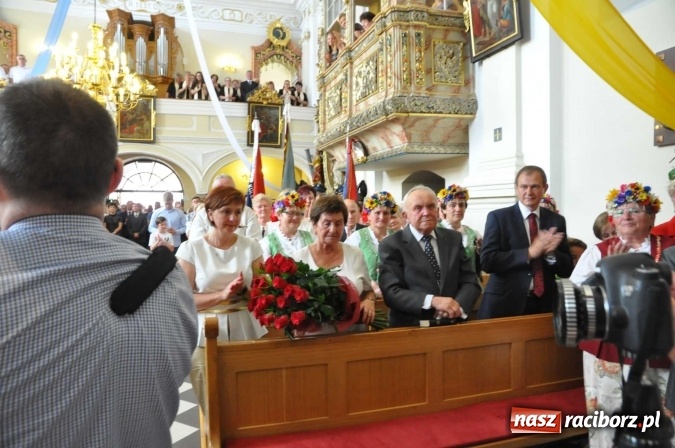 Zdjęcie w galerii na portalu naszraciborz.pl: 25 lat kapłaństwa ks. Piotra Tkocza. Proboszcz w podstawowym składzie LKS Twork&oacute;w wiadomości z regionu