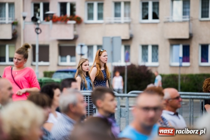 Zdjęcie w galerii na portalu naszraciborz.pl: Dni Raciborza 2016. Prezentacje zespoł&oacute;w RCK na placu Długosza wiadomości z regionu