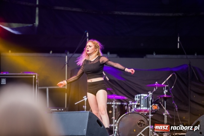 Zdjęcie w galerii na portalu naszraciborz.pl: Dni Raciborza 2016. Prezentacje zespoł&oacute;w RCK na placu Długosza wiadomości z regionu