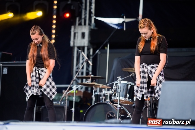 Zdjęcie w galerii na portalu naszraciborz.pl: Dni Raciborza 2016. Prezentacje zespoł&oacute;w RCK na placu Długosza wiadomości z regionu
