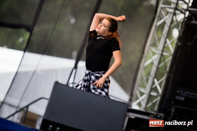 Zdjęcie w galerii na portalu naszraciborz.pl: Dni Raciborza 2016. Prezentacje zespoł&oacute;w RCK na placu Długosza wiadomości z regionu