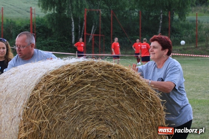 Zdjęcie w galerii na portalu naszraciborz.pl: Turniej sołectw gminy Kornowac. Łańce z pucharem wójta! wiadomości z regionu
