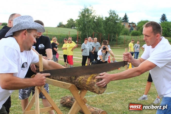 Zdjęcie w galerii na portalu naszraciborz.pl: Turniej sołectw gminy Kornowac. Łańce z pucharem wójta! wiadomości z regionu