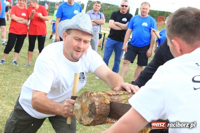 Zdjęcie w galerii na portalu naszraciborz.pl: Turniej sołectw gminy Kornowac. Łańce z pucharem wójta! wiadomości z regionu