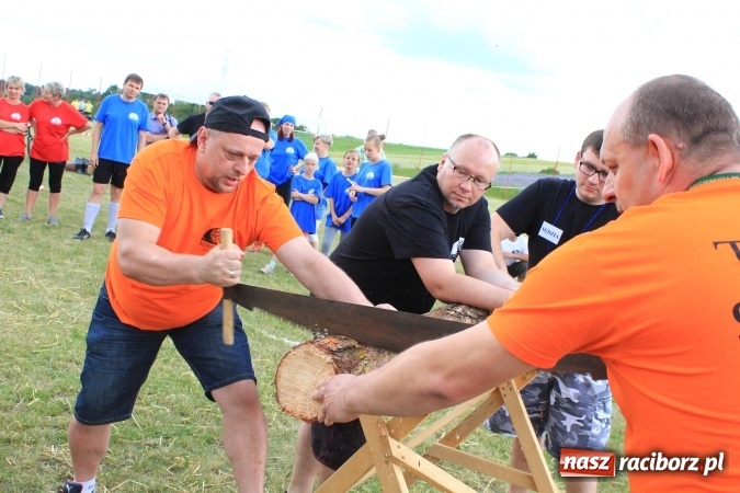 Zdjęcie w galerii na portalu naszraciborz.pl: Turniej sołectw gminy Kornowac. Łańce z pucharem wójta! wiadomości z regionu