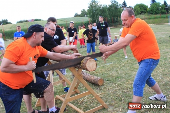 Zdjęcie w galerii na portalu naszraciborz.pl: Turniej sołectw gminy Kornowac. Łańce z pucharem wójta! wiadomości z regionu
