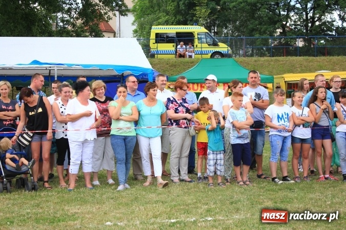 Zdjęcie w galerii na portalu naszraciborz.pl: Turniej sołectw gminy Kornowac. Łańce z pucharem wójta! wiadomości z regionu