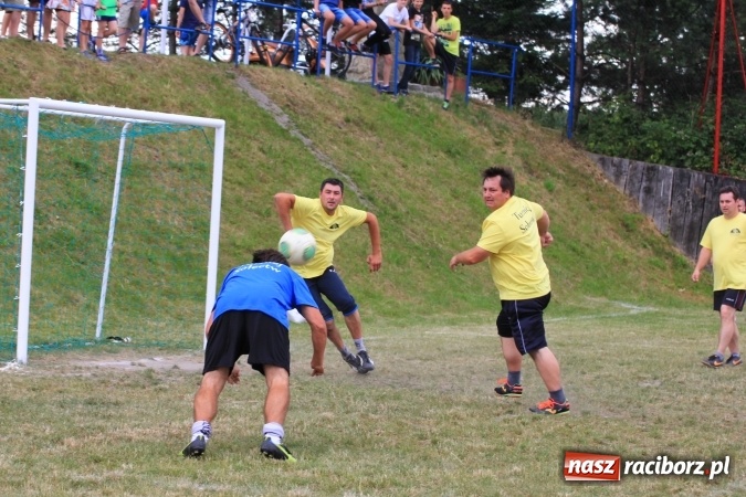 Zdjęcie w galerii na portalu naszraciborz.pl: Turniej sołectw gminy Kornowac. Łańce z pucharem wójta! wiadomości z regionu