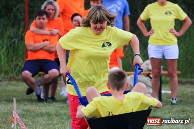 Zdjęcie w galerii na portalu naszraciborz.pl: Turniej sołectw gminy Kornowac. Łańce z pucharem wójta! wiadomości z regionu