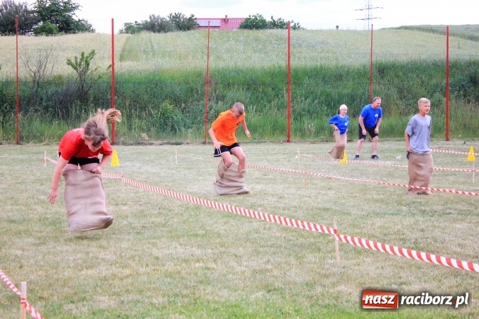Zdjęcie w galerii na portalu naszraciborz.pl: Turniej sołectw gminy Kornowac. Łańce z pucharem wójta! wiadomości z regionu