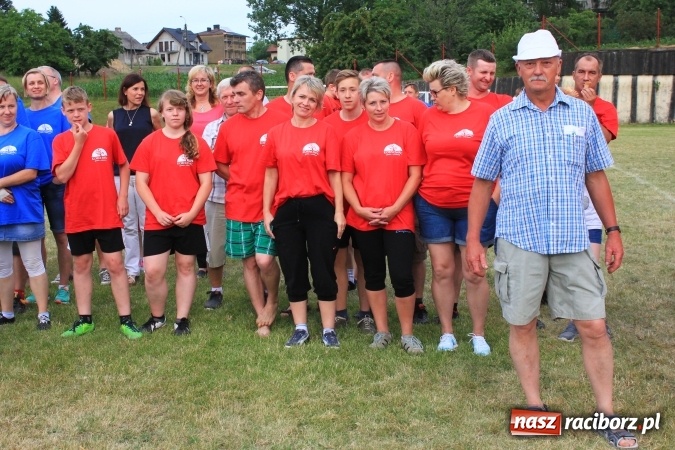 Zdjęcie w galerii na portalu naszraciborz.pl: Turniej sołectw gminy Kornowac. Łańce z pucharem wójta! wiadomości z regionu