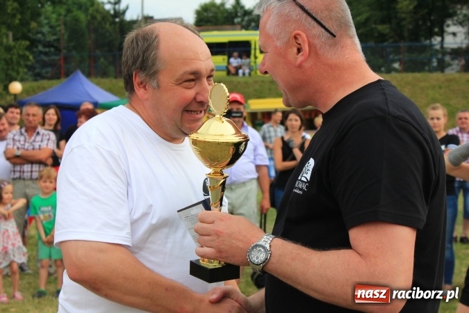 Zdjęcie w galerii na portalu naszraciborz.pl: Turniej sołectw gminy Kornowac. Łańce z pucharem wójta! wiadomości z regionu